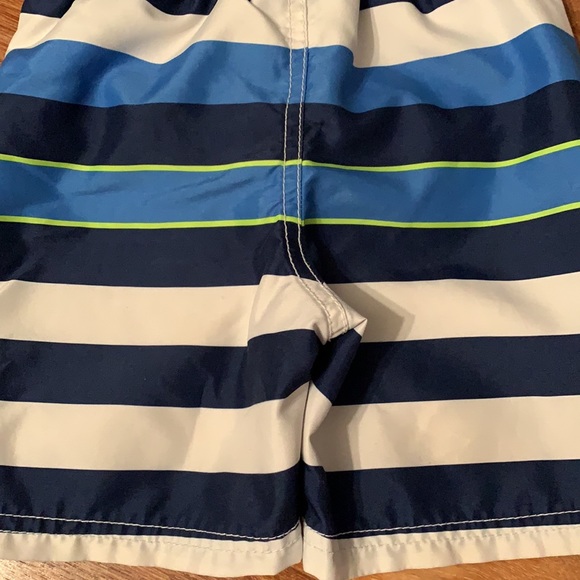 Old Navy Toddler Swim Trunks - Picture 6 of 7